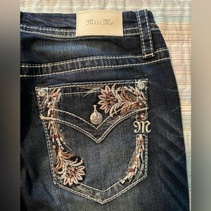 Miss Me Curvy Jean 32 x 33.5